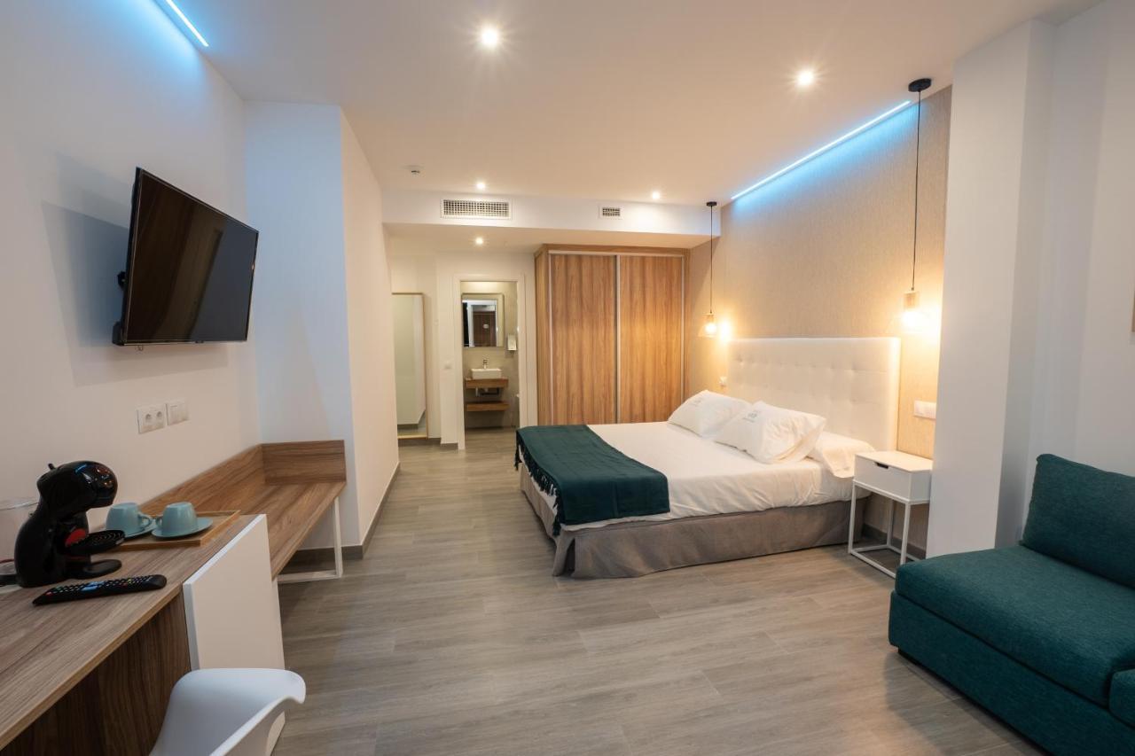 Nerja Vg Hostal Boutique Bagian luar foto
