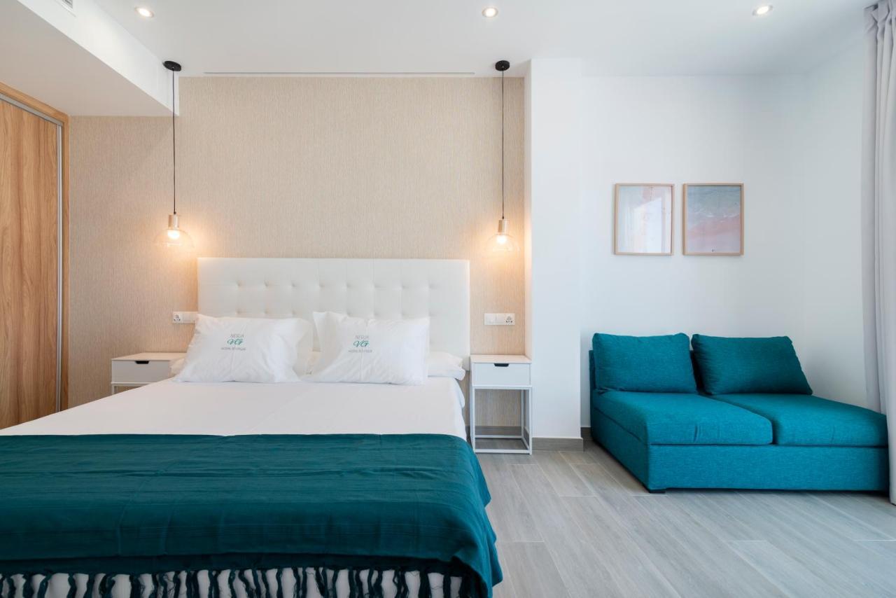 Nerja Vg Hostal Boutique Bagian luar foto
